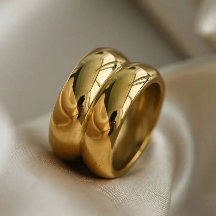Zircon Shell Chubby Ring