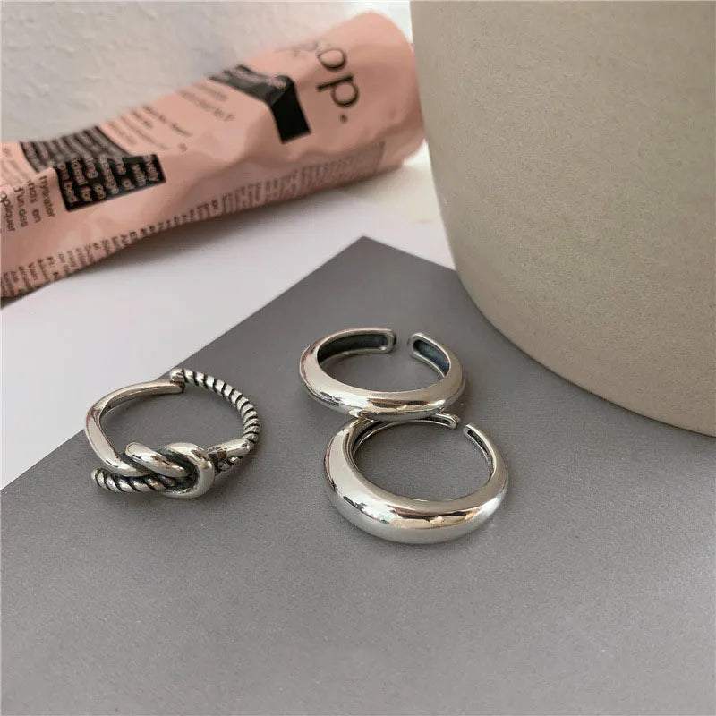Minimalist Cross Knot Ring