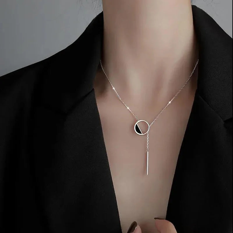 Shiny Round & Rectangle Necklace