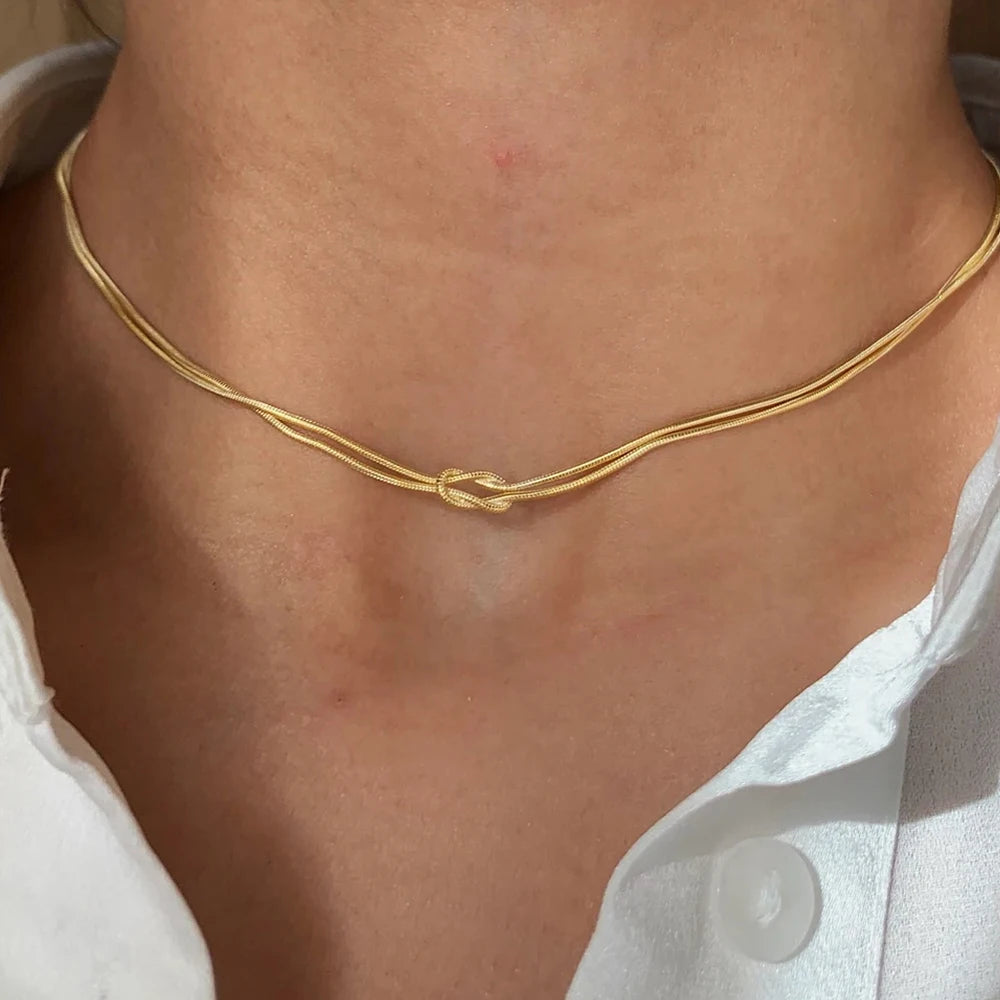 Minimalist Knotted Snake Chain