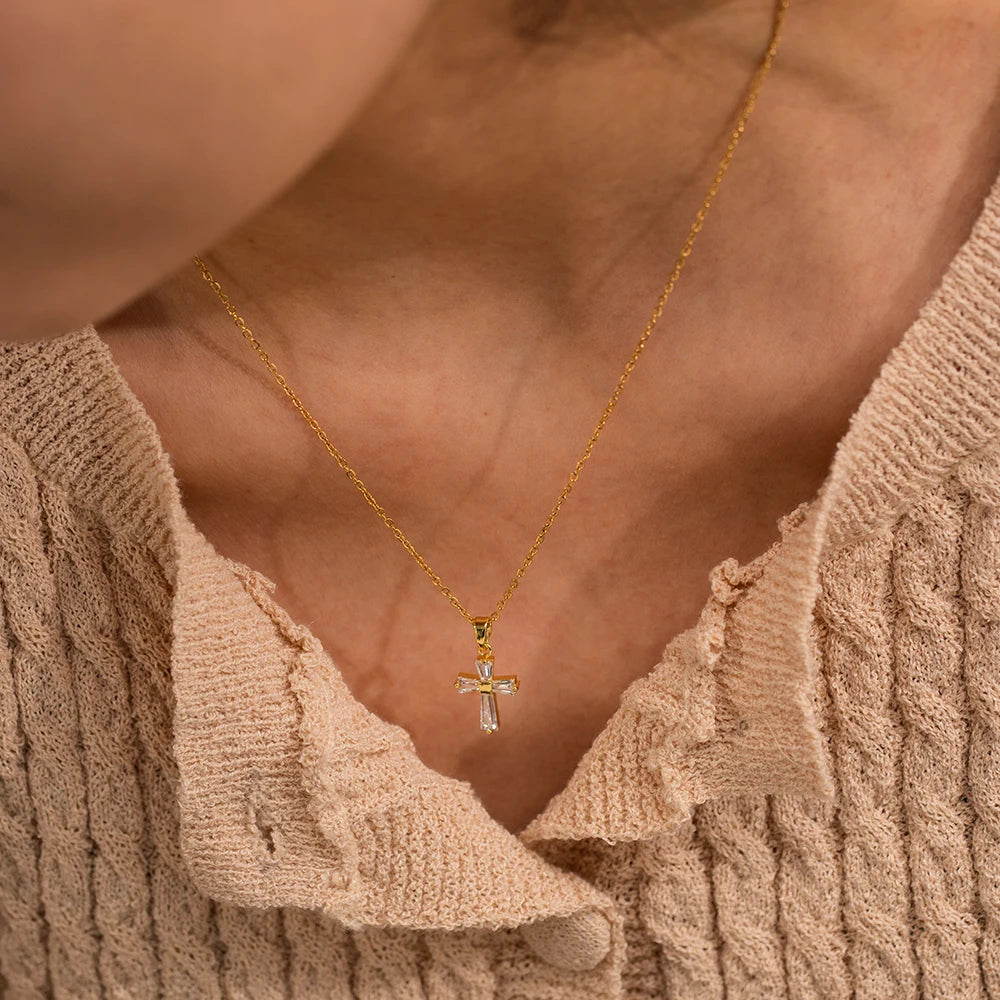 Geometric Cubic Zirconia Necklace