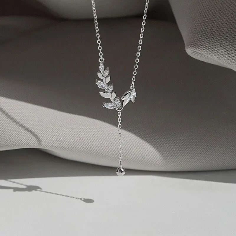 Zirconia Tree Branch Silver Necklace