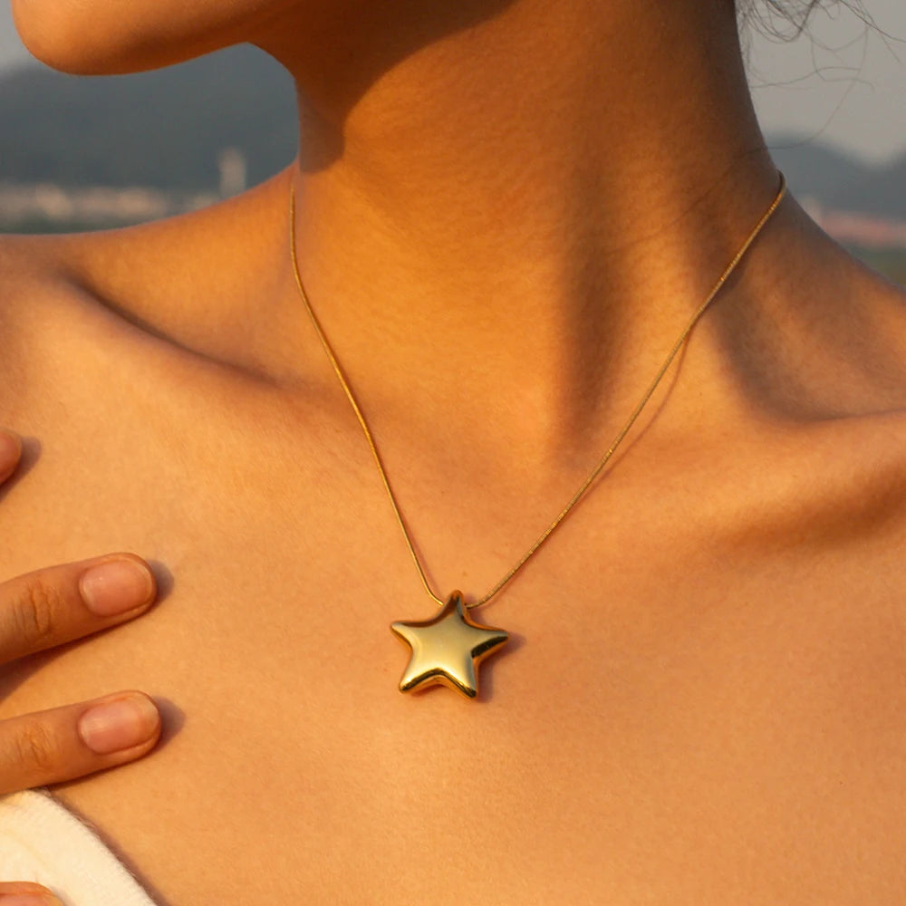 Hollow Heart Pendant Necklace