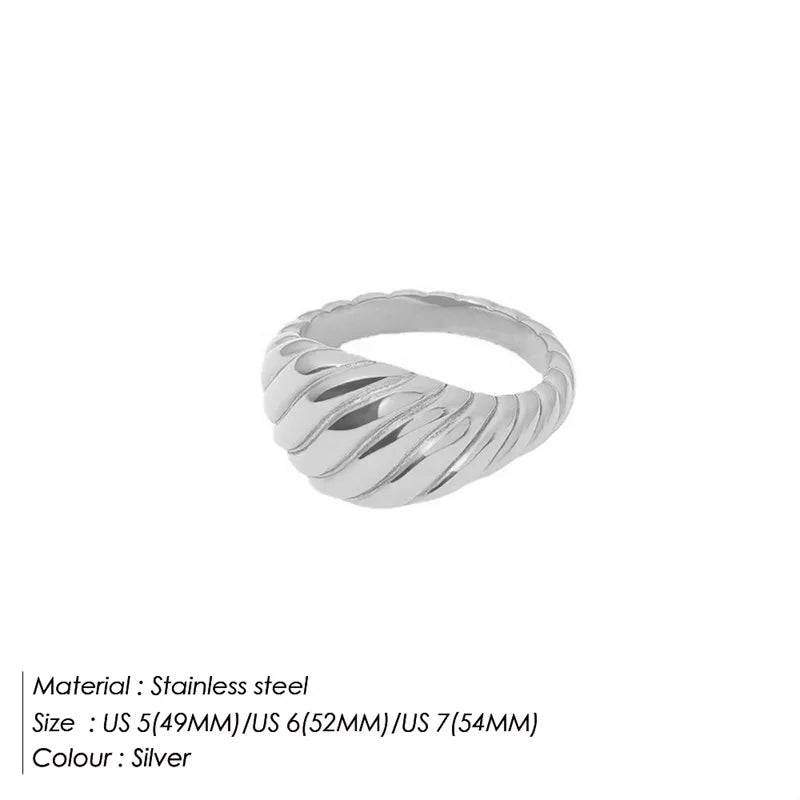 Twist Bread Shape Ring