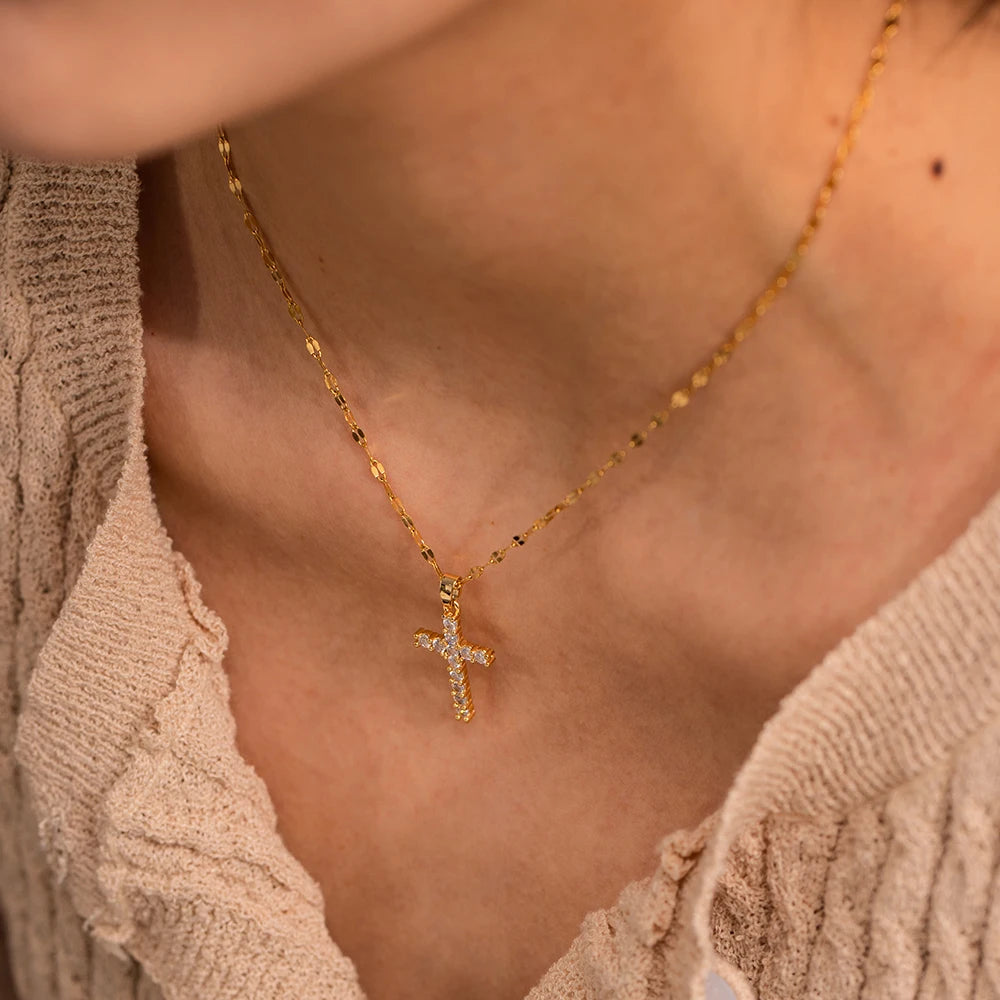 Gold Cross Zirconia Necklace