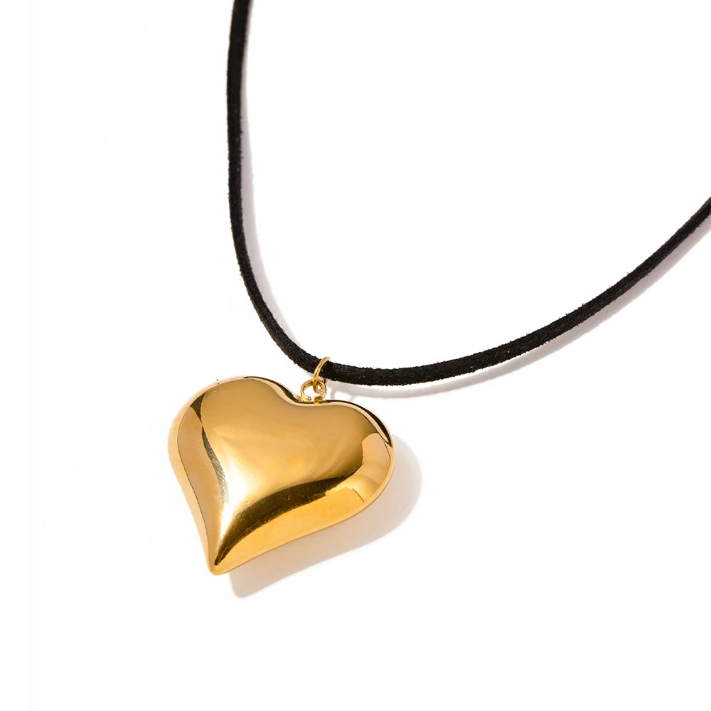 Gold Heart Pendant Necklace