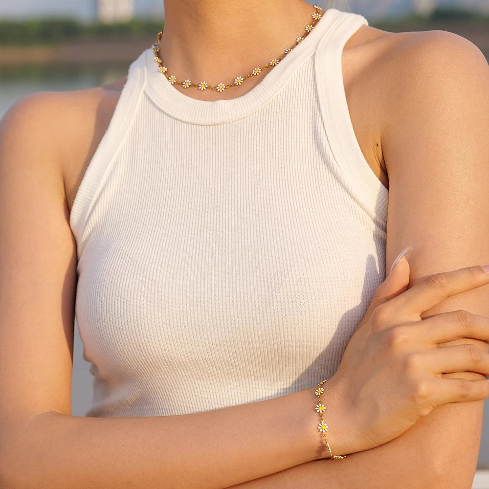 Little Flower Necklace & Bracelet Set