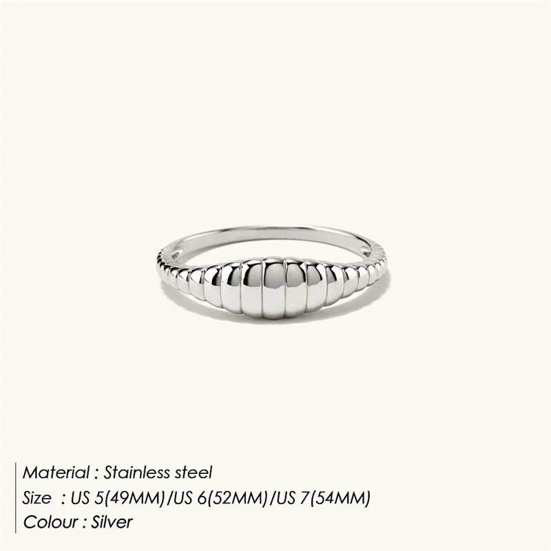 Texture Tail Ring