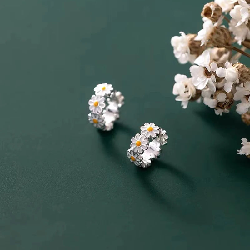 Daisy Silver Earrings