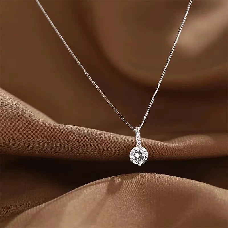 Minimalist Zircon Choker Necklace